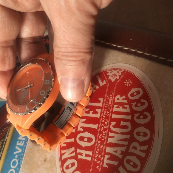 Roxy brand watch - Picture 6 of 7